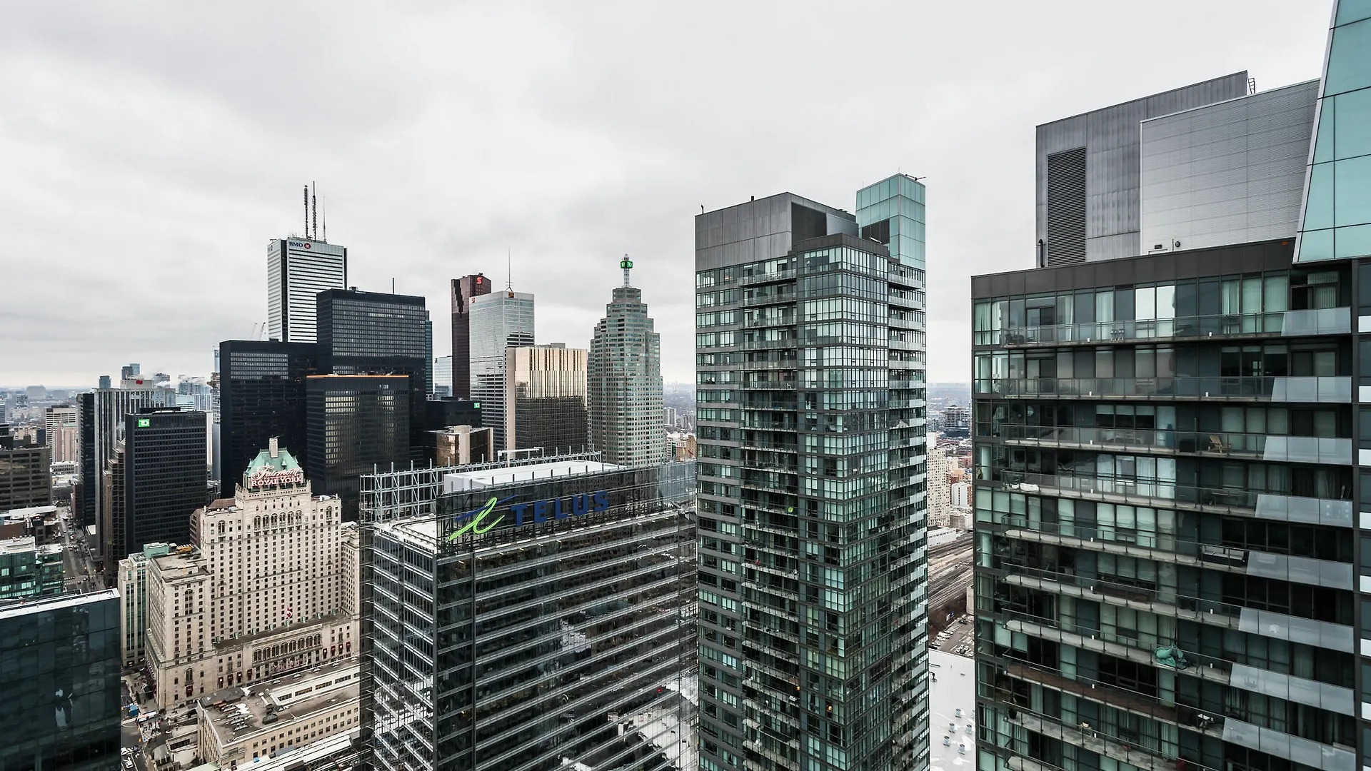 Downtown Luxury Lakeview Condo Toronto